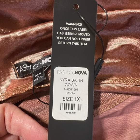Fashion Nova Elegant Copper Satin Slip Dress with Side Slit Size 1X NEW - Picture 6 of 14